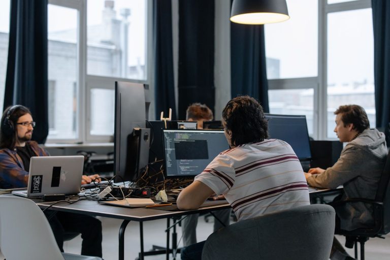 IA en entreprise : ce que dit le cadre européen (AI Act)