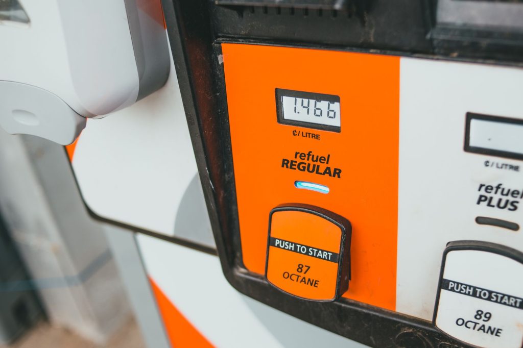 Carburants : Préparez-vous à des aides financières, mais pas de baisse de taxes