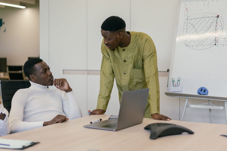CSE en entreprise : effectif obligatoire et attributions