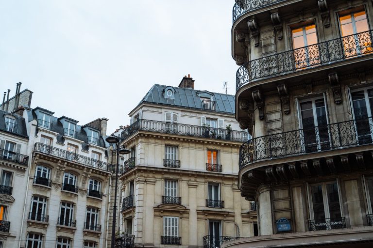 Dès le bail, propriétaire doit assumer grosses réparations et conformité