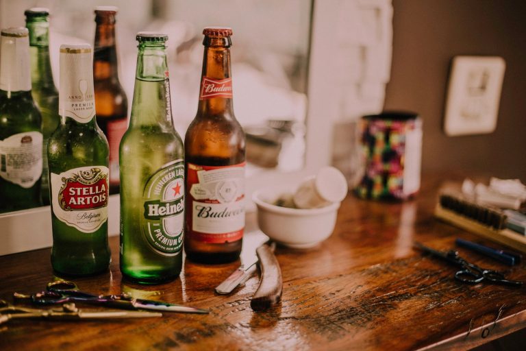 Heineken vs Budweiser : quelle lager choisir ?