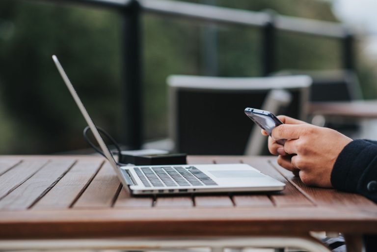 Le forfait internet ou mobile le moins cher : ce que vous payez vraiment à l’usage