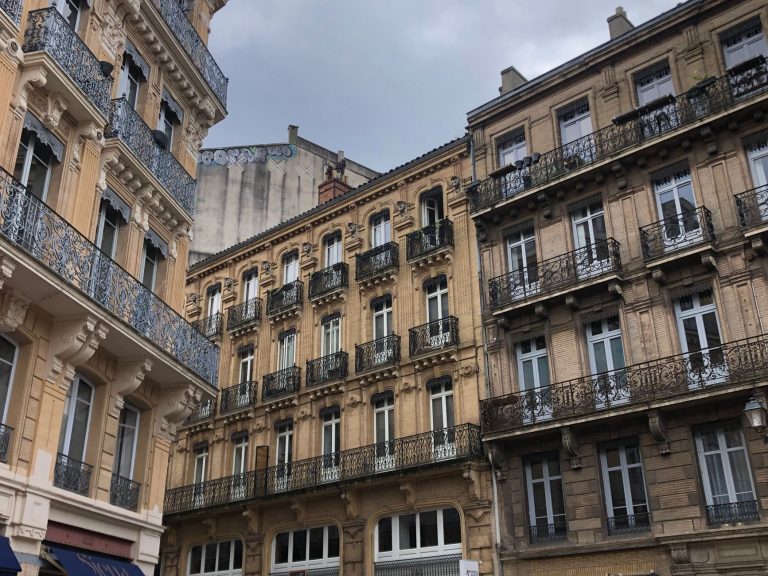 Les Journées du Patrimoine à Toulouse : Entre Afflux Touristique et Pression sur les Services Publics