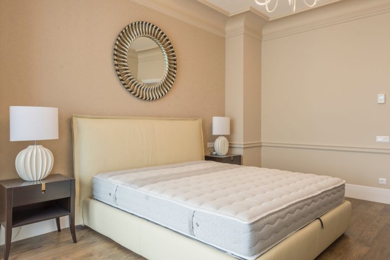 Mousse à mémoire ou ressorts : quel matelas pour votre dos ?