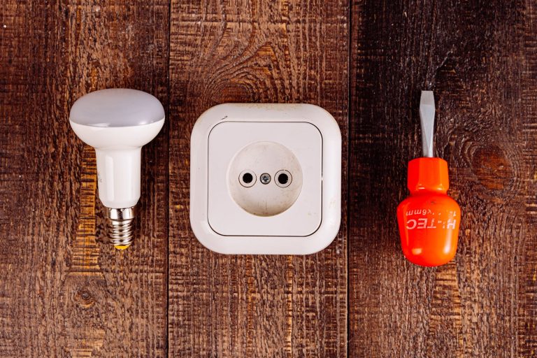 Réduire sa facture d&rsquo;électricité sans travaux : guide pratique