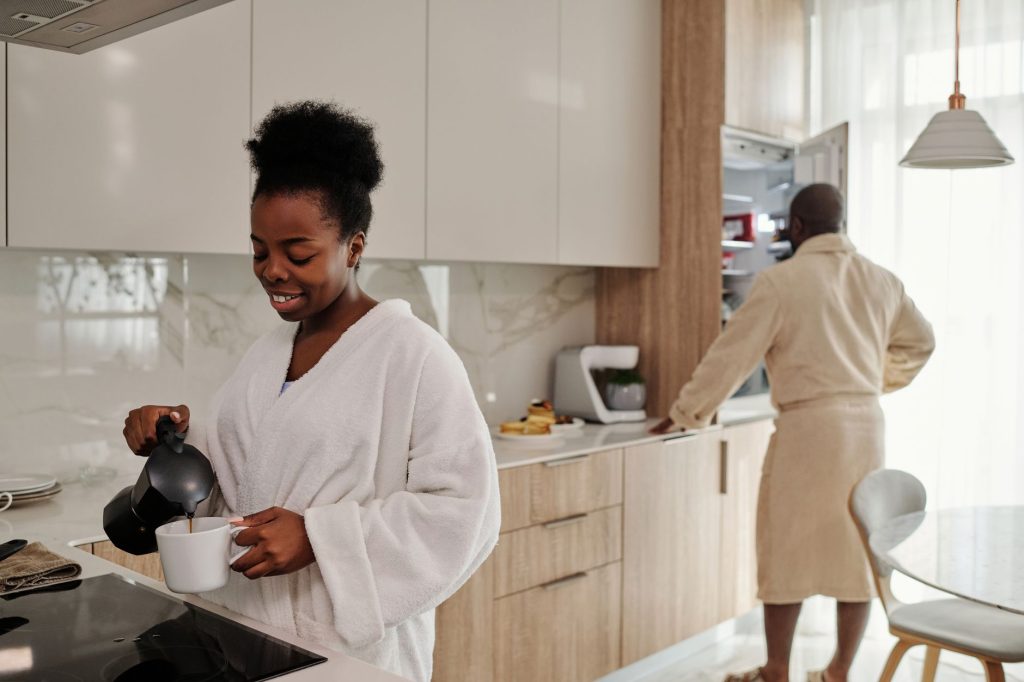 Routine matinale : 4 clés pour booster votre bien-être au réveil