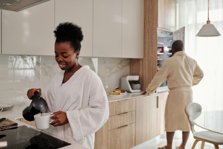 Routine matinale : 4 clés pour booster votre bien-être au réveil