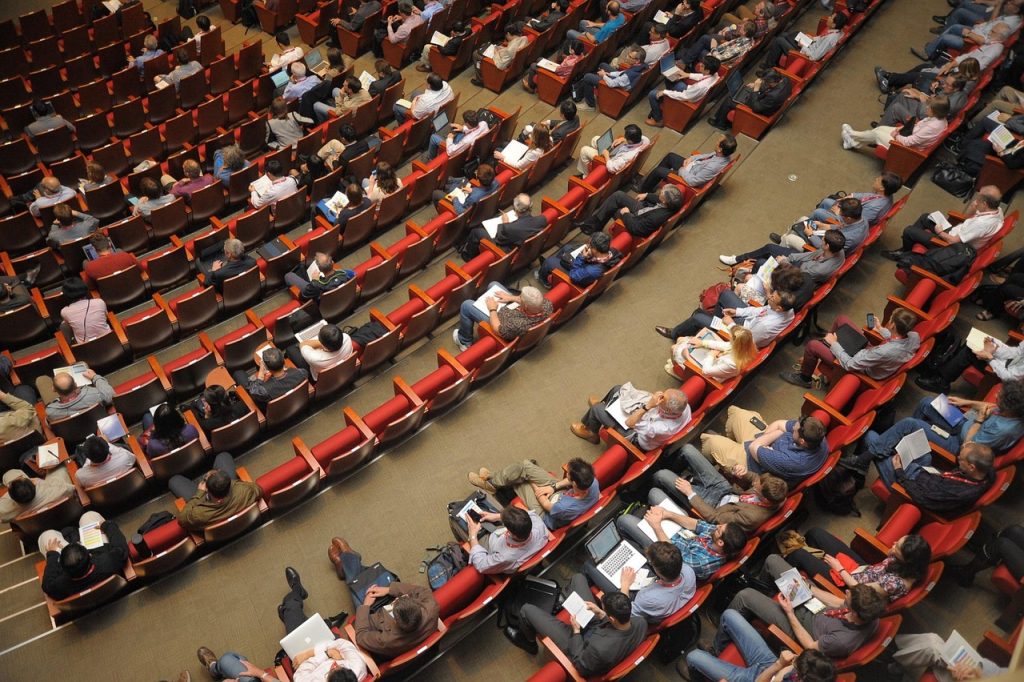 Trouvez l'emploi de vos rêves : le forum de Miremont vous attend !