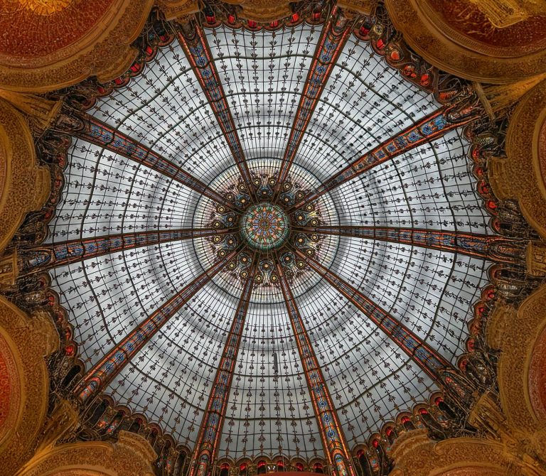 Visites virtuelles : découvrir les plus beaux lieux du monde depuis chez soi