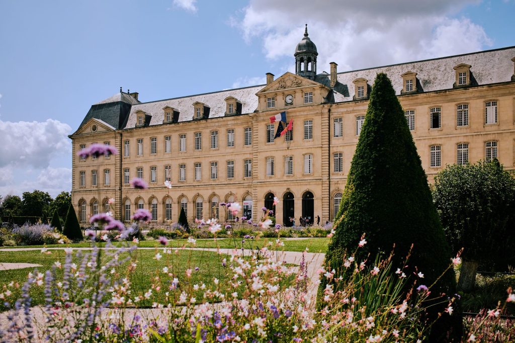 Hausse des taux d'emprunt : comment les Toulousains peuvent encore réaliser leur rêve immobilier ?