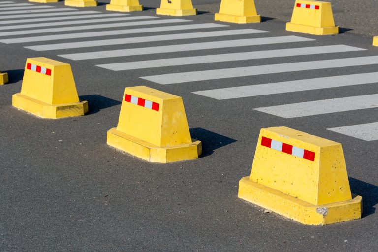 Sécurité routière à Toulouse : comment éviter le chaos entre piétons, vélos et trottinettes ?